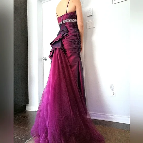 Prom dress - Picture 2 of 10